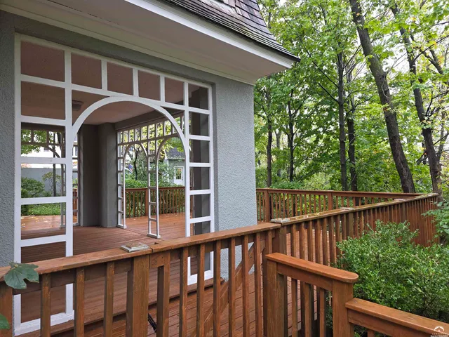 $1,050,000 | 1616 Louisiana Street, Lawrence, KS 66044