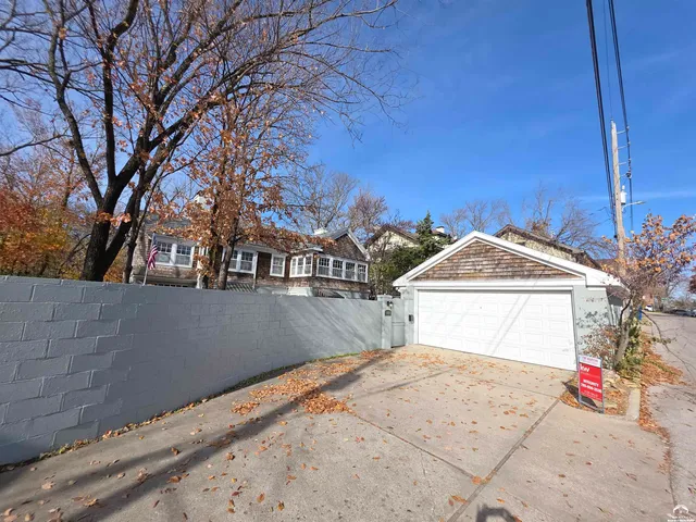 $1,050,000 | 1616 Louisiana Street, Lawrence, KS 66044