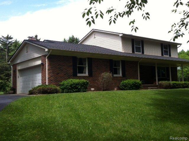 3546 Lantern View Howell, MI 48843 - Photo 1 of 25 Front
