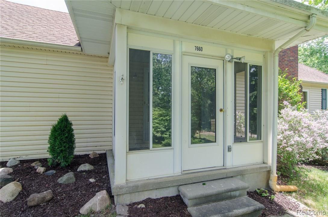 7660 Allen Road Clarkston, MI 48348 - Photo 2 of 50 GRU_2.jpg