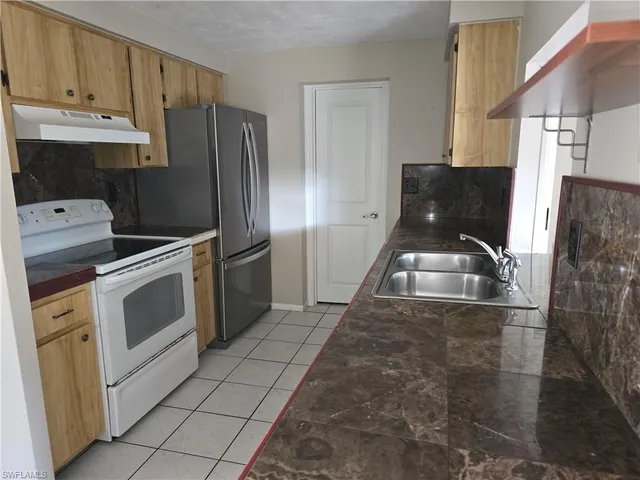 $340,000 | 27989 Temple Terrace Drive, Bonita Springs, FL 34135