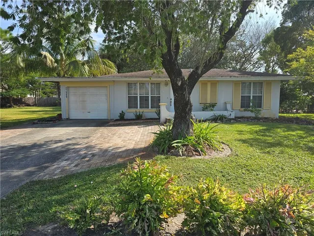 $340,000 | 27989 Temple Terrace Drive, Bonita Springs, FL 34135