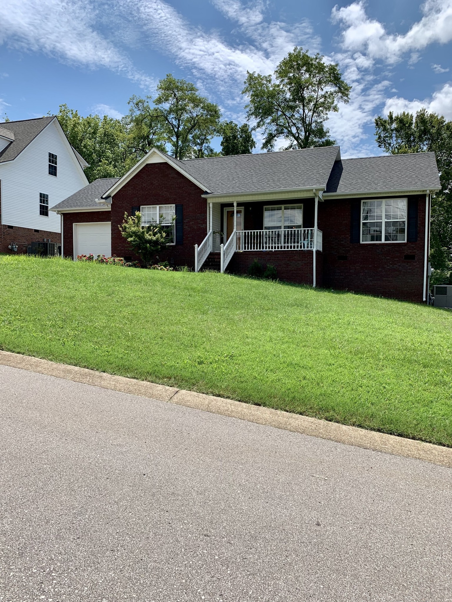 2723 Mollys Court Spring Hill, TN 37174 - Photo 2 of 18