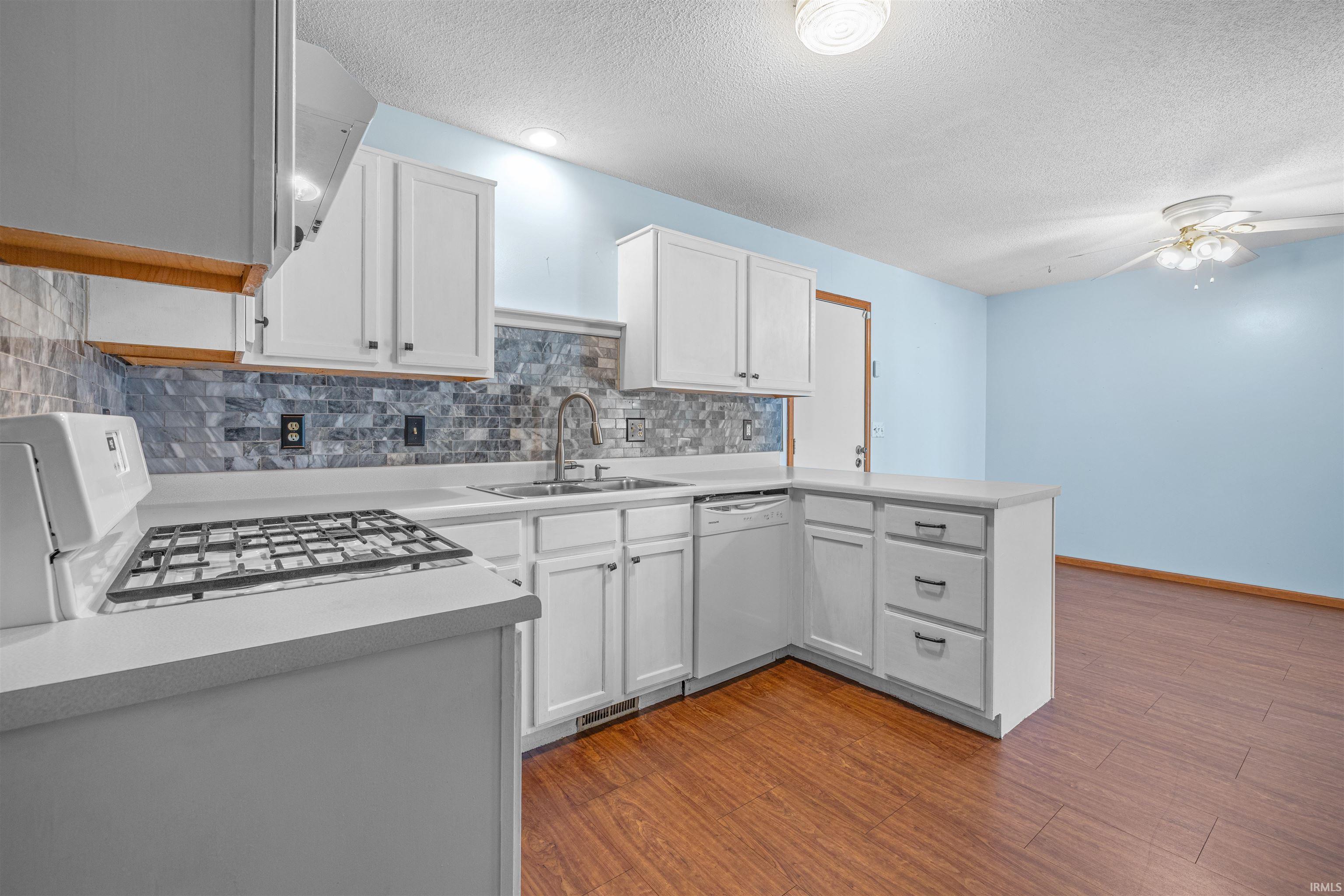 3516 Leesburg Road Fort Wayne, IN 46808 - Photo 9 of 23