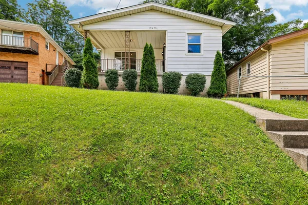 $229,900 | 34 West Crescent Avenue, Newport, KY 41071