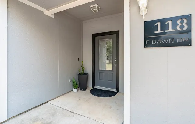 a view of an entryway