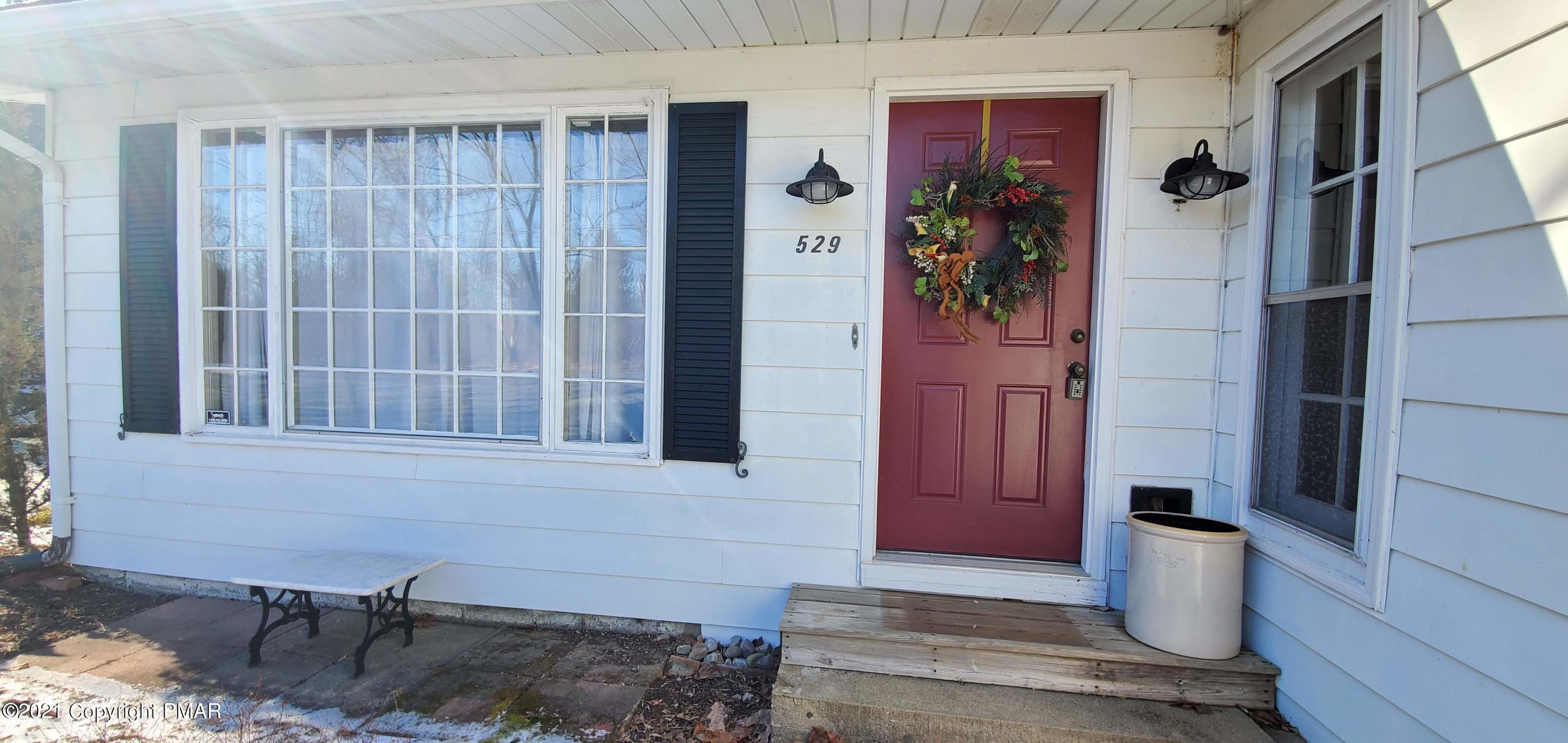 529 Heyer Mill Road Nazareth, PA 18064 - Photo 3 of 70 20210130_120029