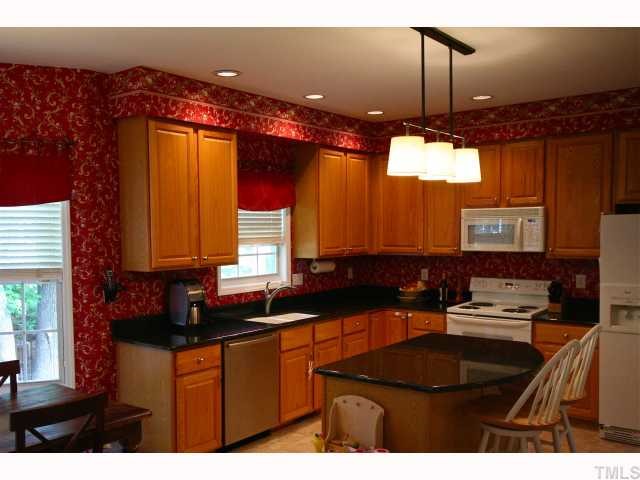 8509 Guerro Court Raleigh, NC 27613 - Photo 4 of 12