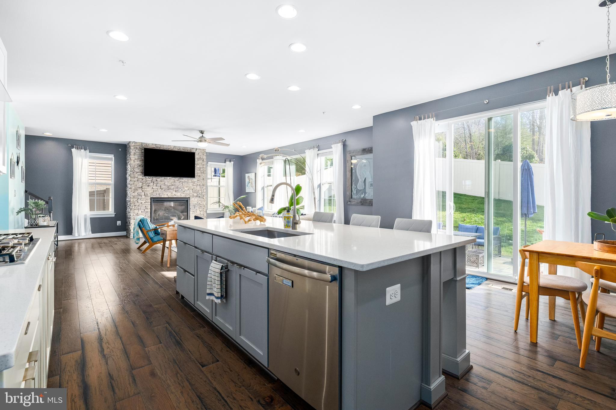 9915 Arapahoe Road New Market, MD 21774 - Photo 20 of 81 a kitchen with counter top space and wooden floor