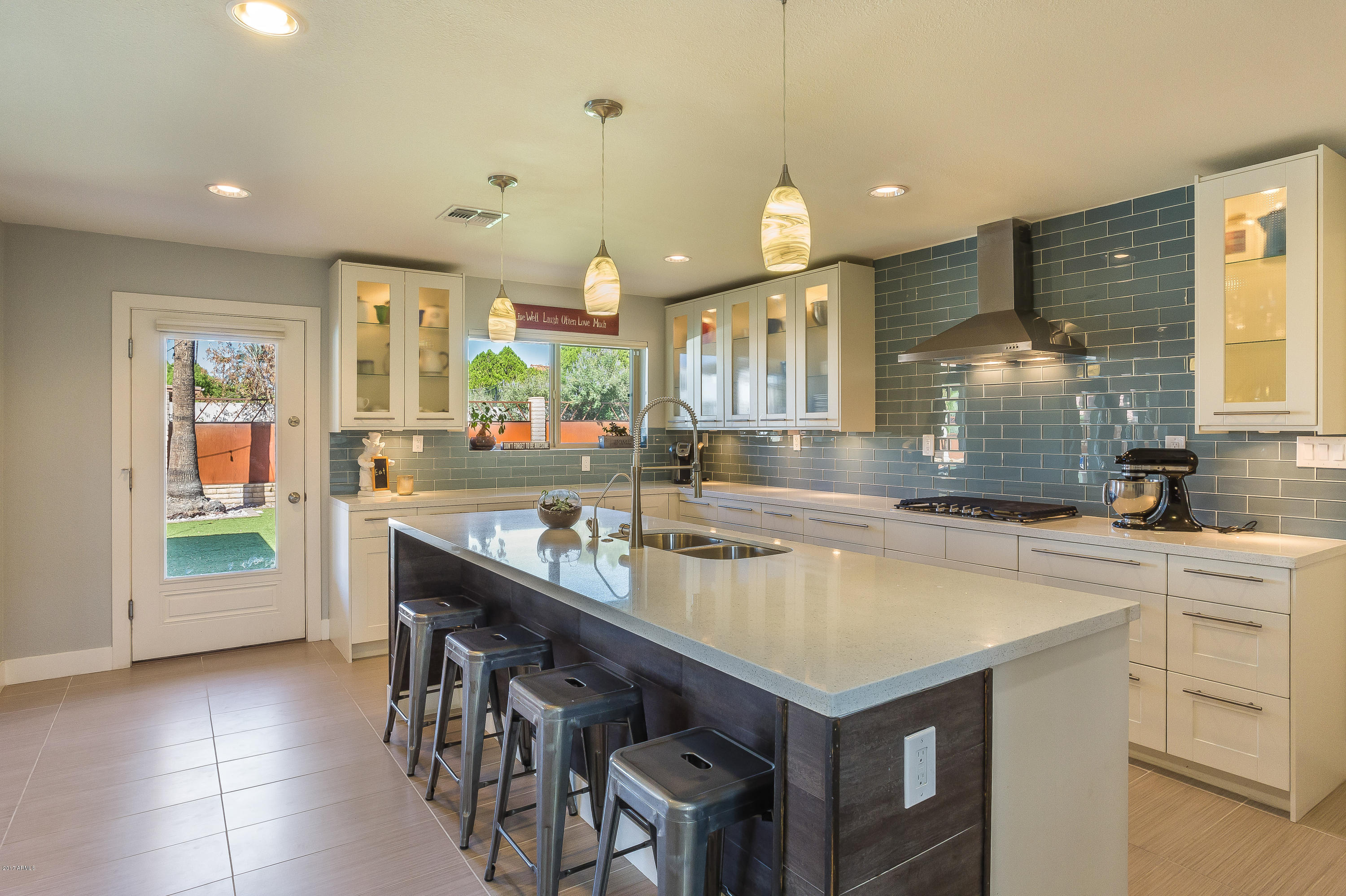 302 E Deepdale-9