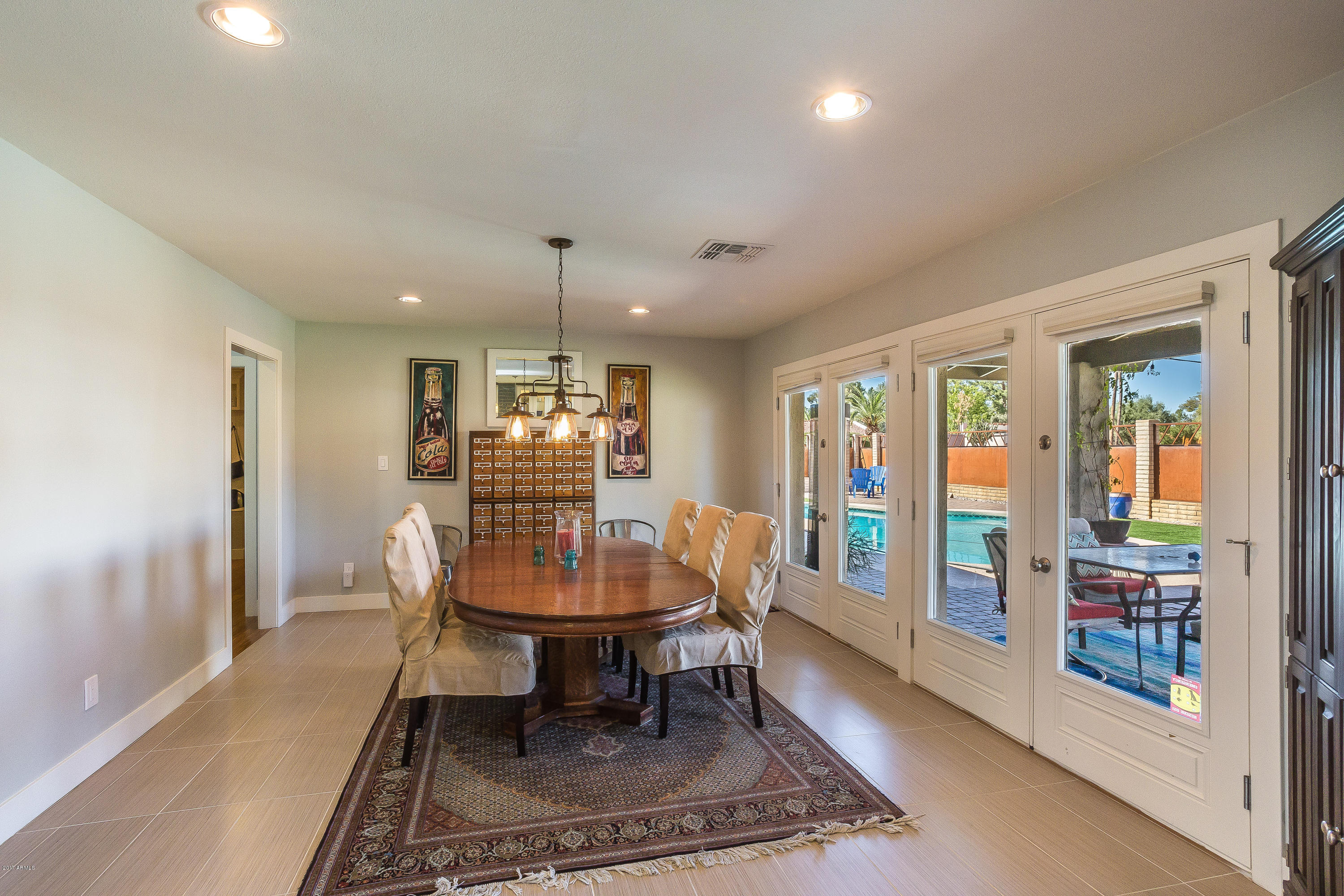 302 East Deepdale Road Phoenix, AZ 85022 - Photo 9 of 26 302 E Deepdale-6