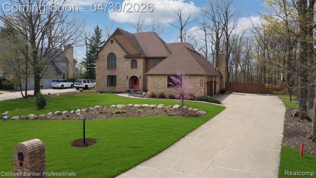 1345 Kings Pointe Road Grand Blanc, MI 48439 - Photo 2 of 82 Gallery Image 2