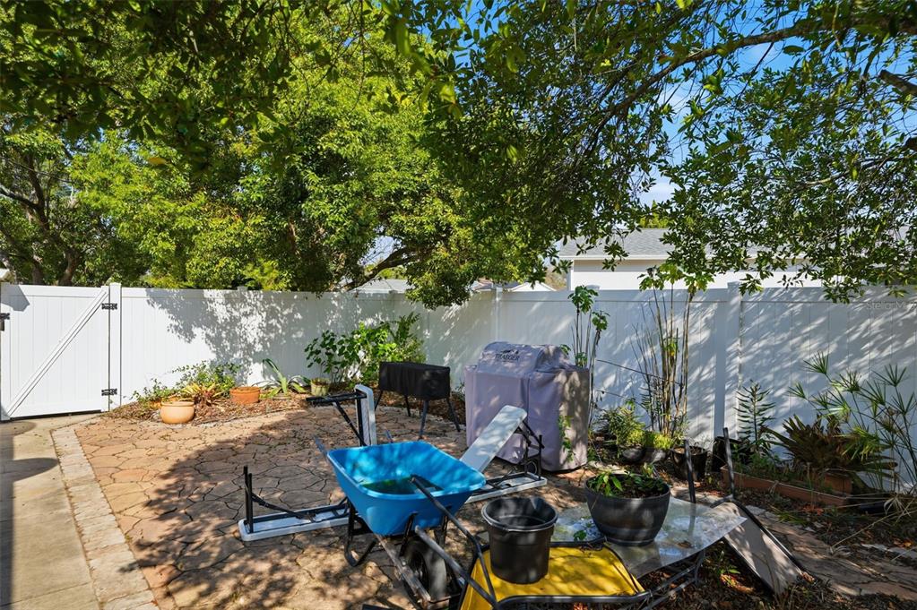 12244 Shafton Road Spring Hill, FL 34608 - Photo 36 of 45