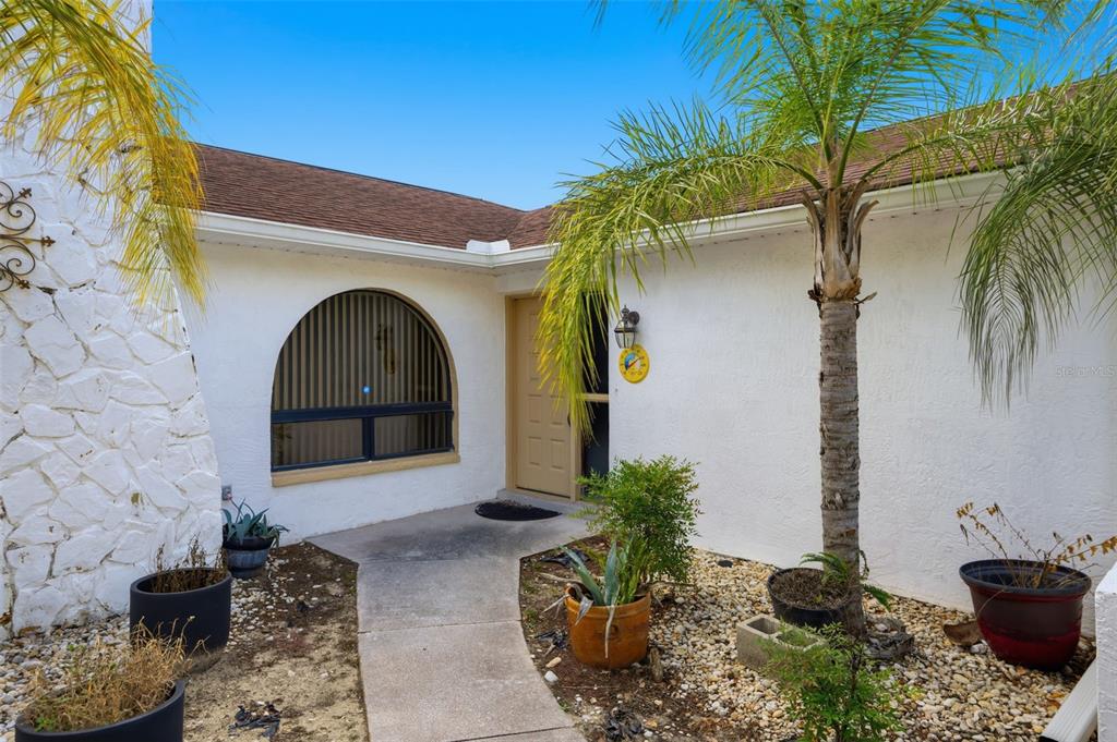 12244 Shafton Road Spring Hill, FL 34608 - Photo 4 of 45