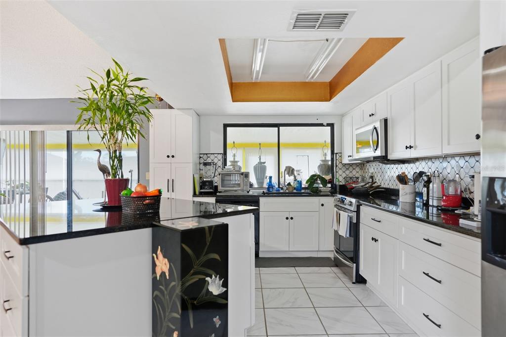 12244 Shafton Road Spring Hill, FL 34608 - Photo 7 of 45