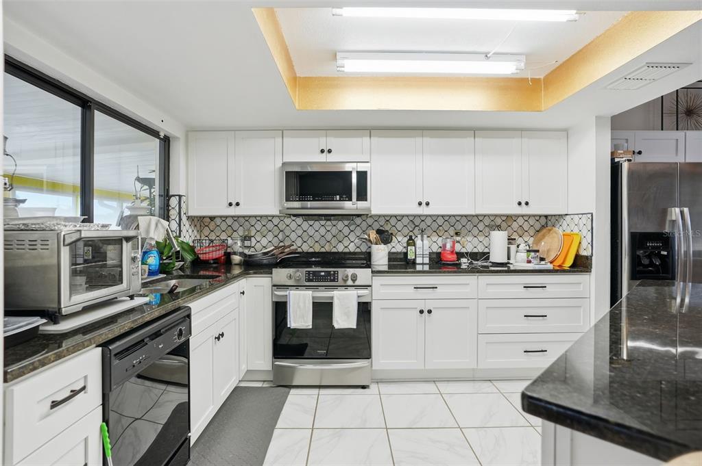 12244 Shafton Road Spring Hill, FL 34608 - Photo 8 of 45