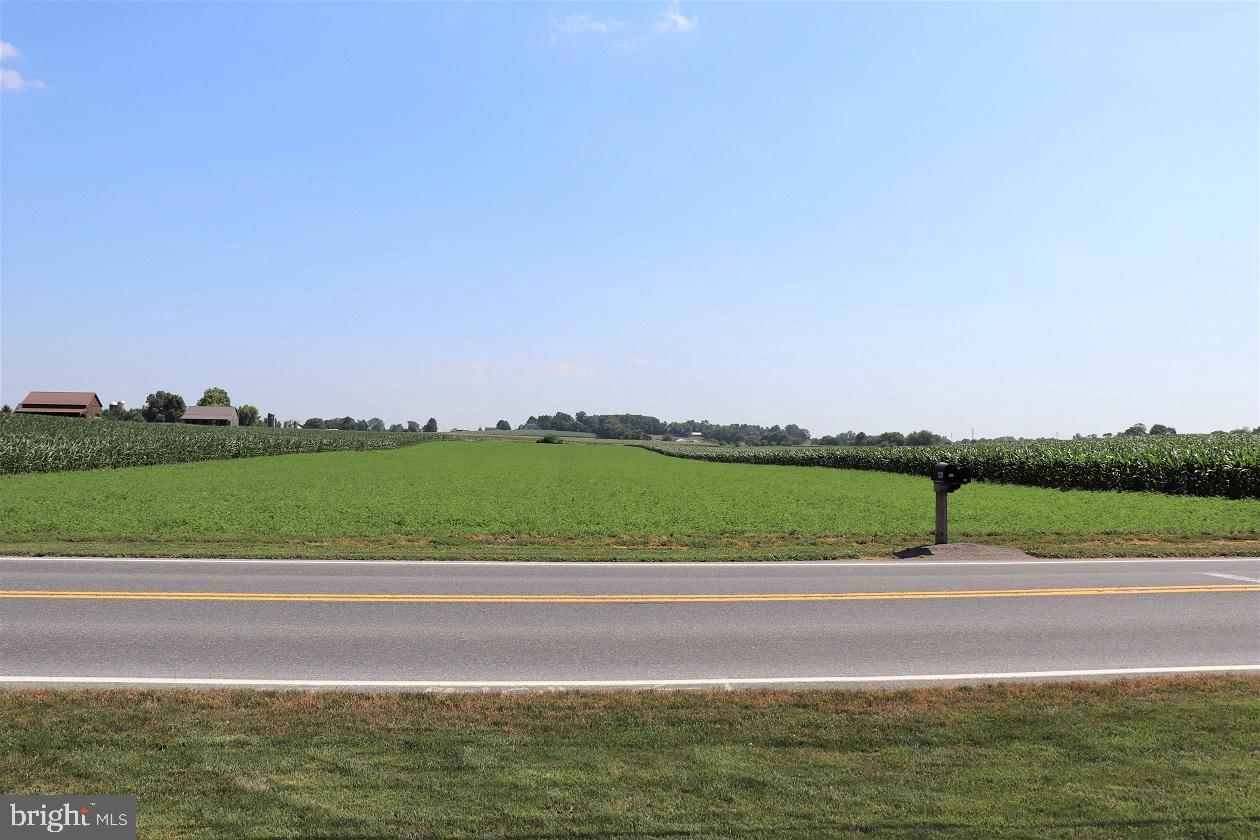 462 Willow Road Lancaster, PA 17601 - Photo 2 of 53 Farmland Views from Front of Property