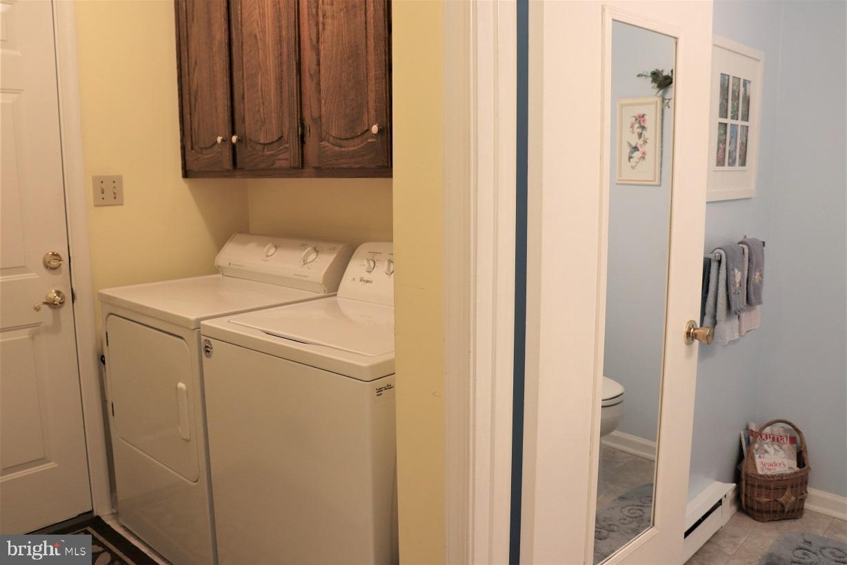462 Willow Road Lancaster, PA 17601 - Photo 15 of 53 Laundry & Powder Room