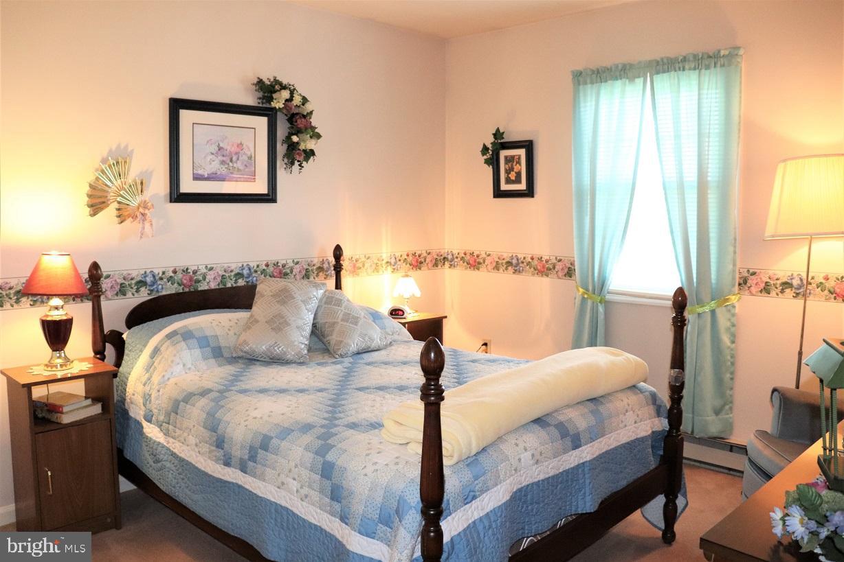 462 Willow Road Lancaster, PA 17601 - Photo 23 of 53 Bedroom 2