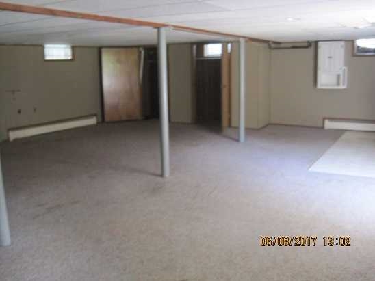 915 Lindberg Road Anderson, IN 46012 - Photo 8 of 10