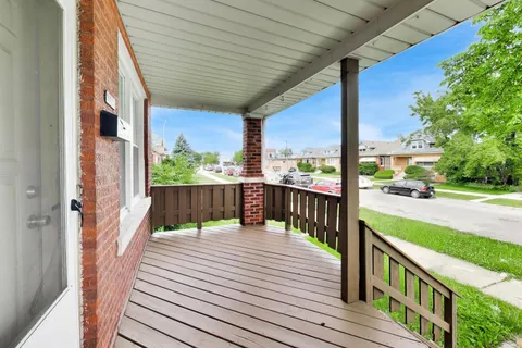 $345,000 | 2728 North Major Avenue, Chicago, IL 60639