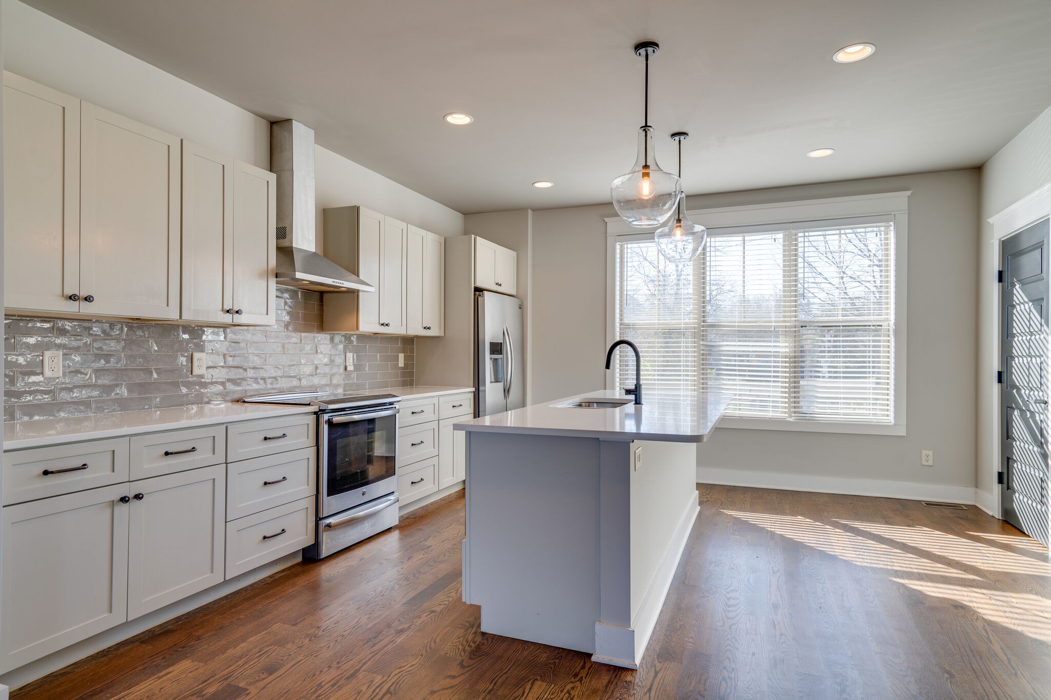 950 Riverside Drive Nashville, TN 37206 - Photo 2 of 26 Gallery Image 2