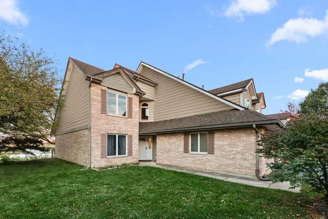 $2,300 | 1345 West 94th Court, Crown Point, IN 46307
