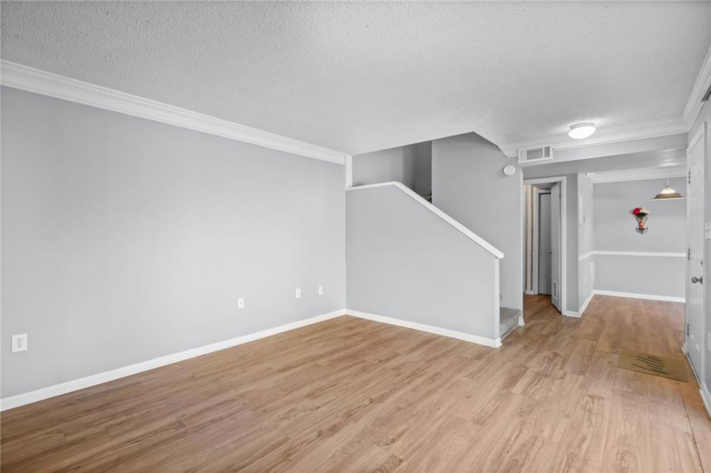 549 Summit Lane Southwest Marietta, GA 30008 - Photo 11 of 27