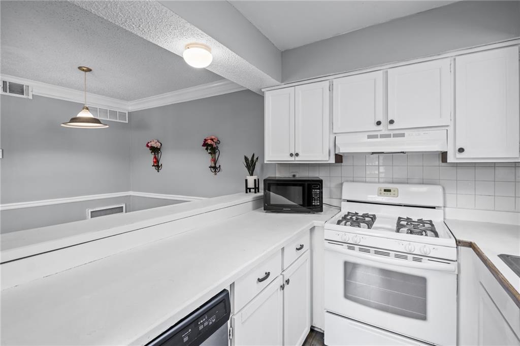 549 Summit Lane Southwest Marietta, GA 30008 - Photo 16 of 27