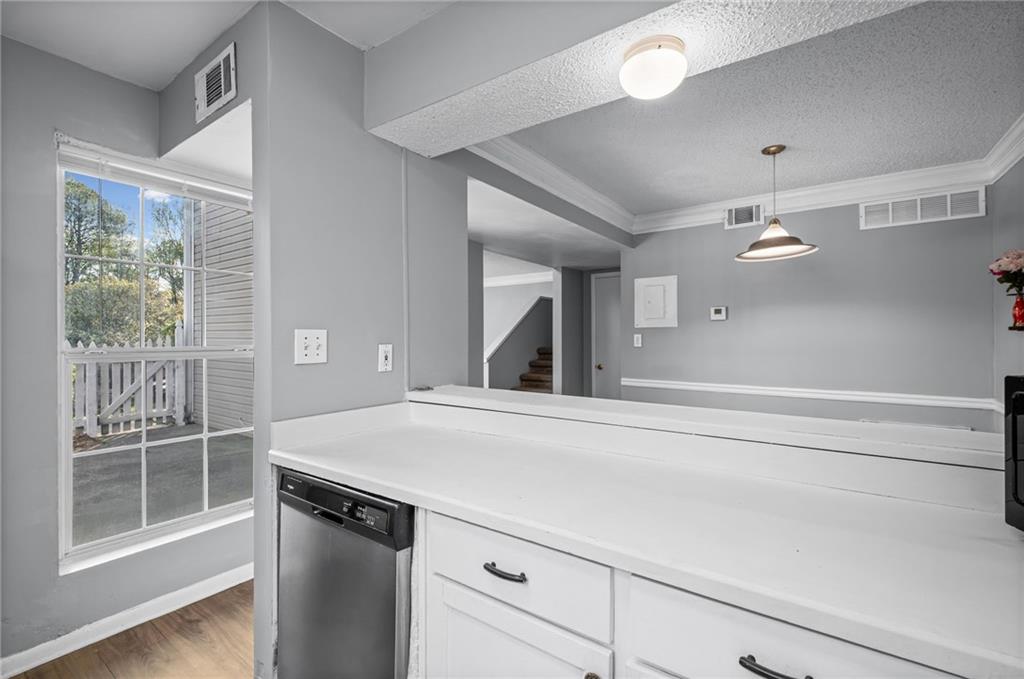 549 Summit Lane Southwest Marietta, GA 30008 - Photo 17 of 27