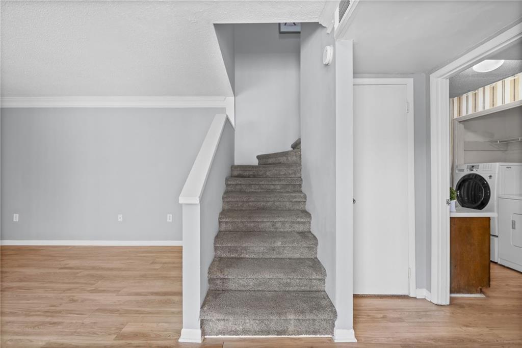 549 Summit Lane Southwest Marietta, GA 30008 - Photo 6 of 27