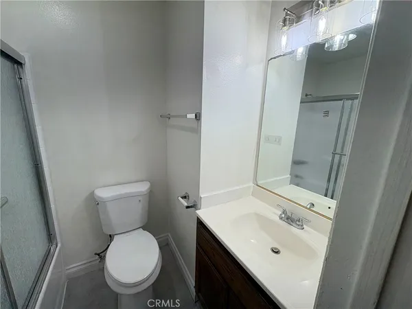 $2,700 | 118 North Cedar Street, Unit 2, Glendale, CA 91206