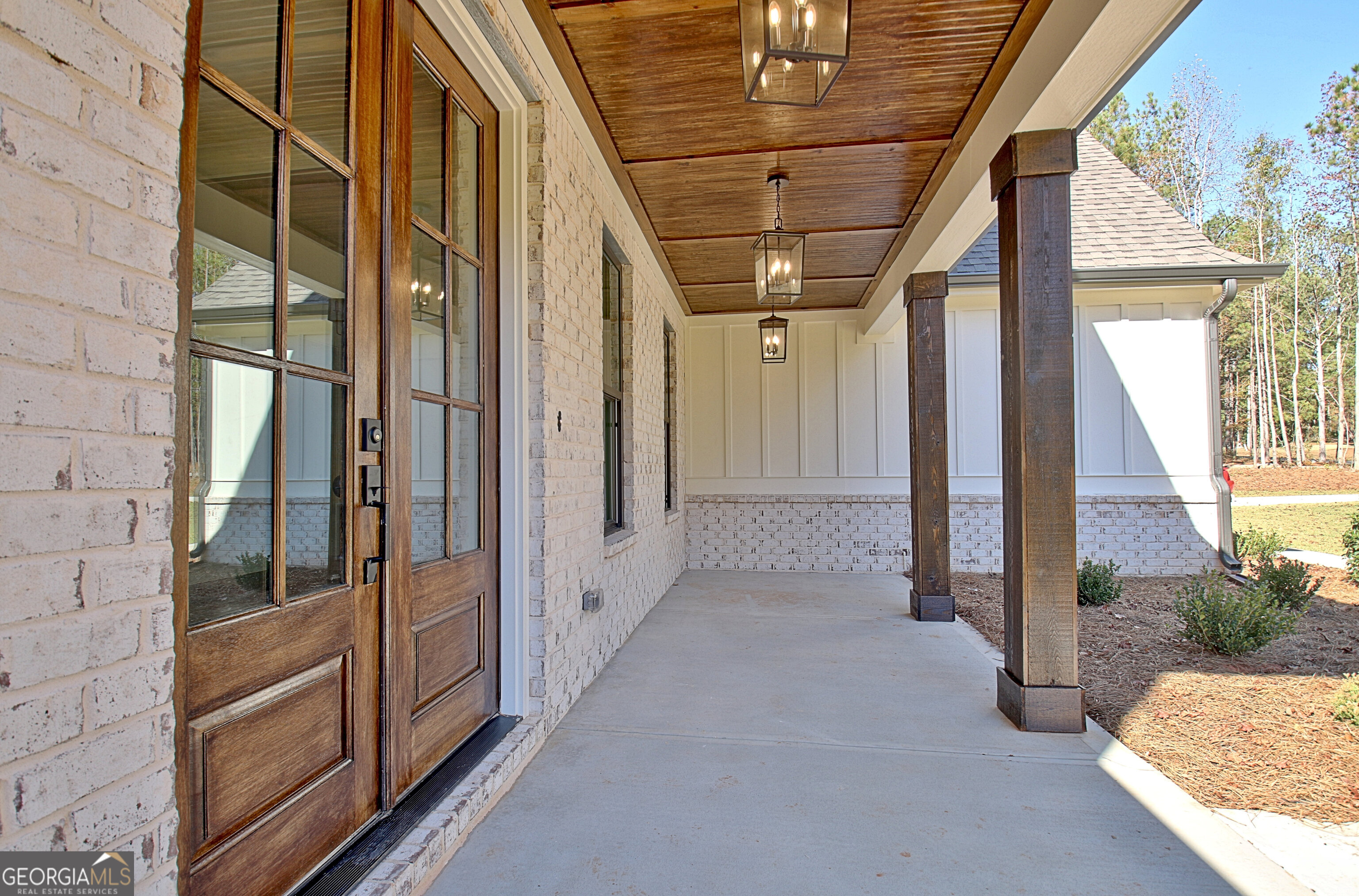 196 Bob Smith Road Sharpsburg, GA 30277 - Photo 7 of 68 Gallery Image 7