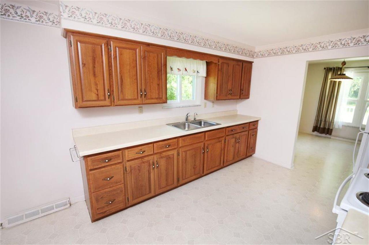 1799 East River Road Midland, MI 48640 - Photo 14 of 37