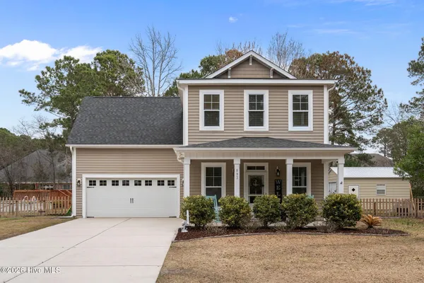 $538,500 | 893 Dan Owen Drive, Hampstead, NC 28443