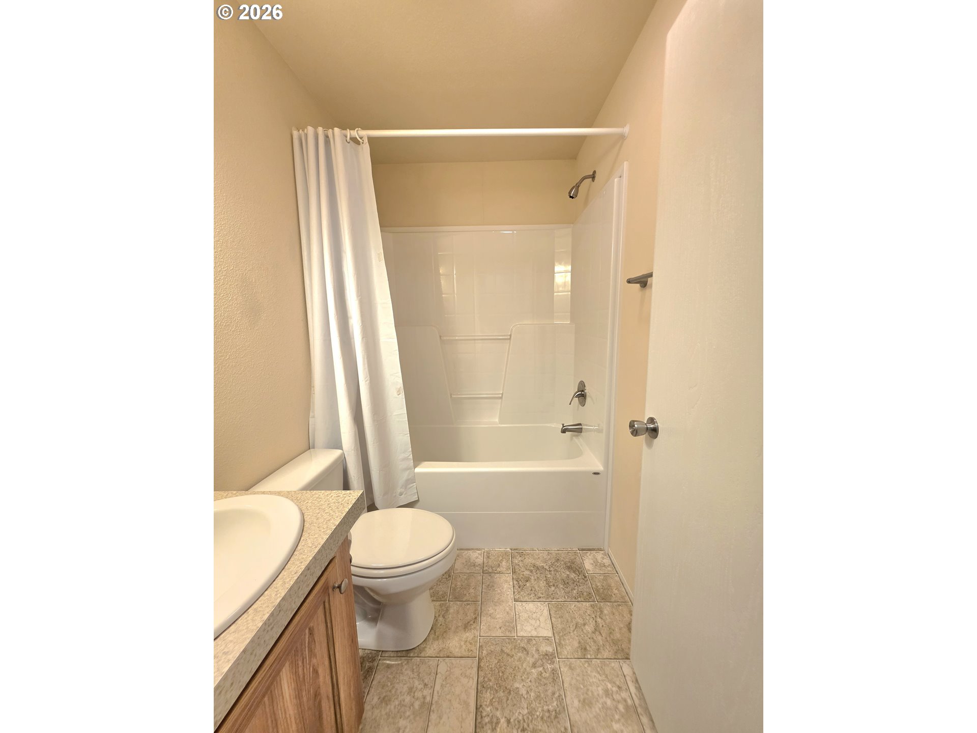 1475 Green Acres Road, Unit 82 Eugene, OR 97408 - Photo 22 of 24