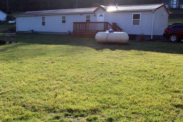 12411 Techniglas Road Newark, OH 43055 - Photo 3 of 17 IMG_2887