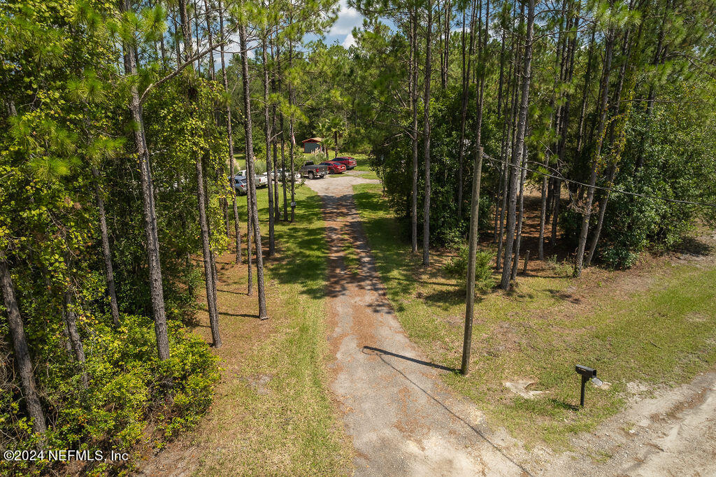 330 Millican Road Palatka, FL 32177 - Photo 2 of 41 330Milican-0058