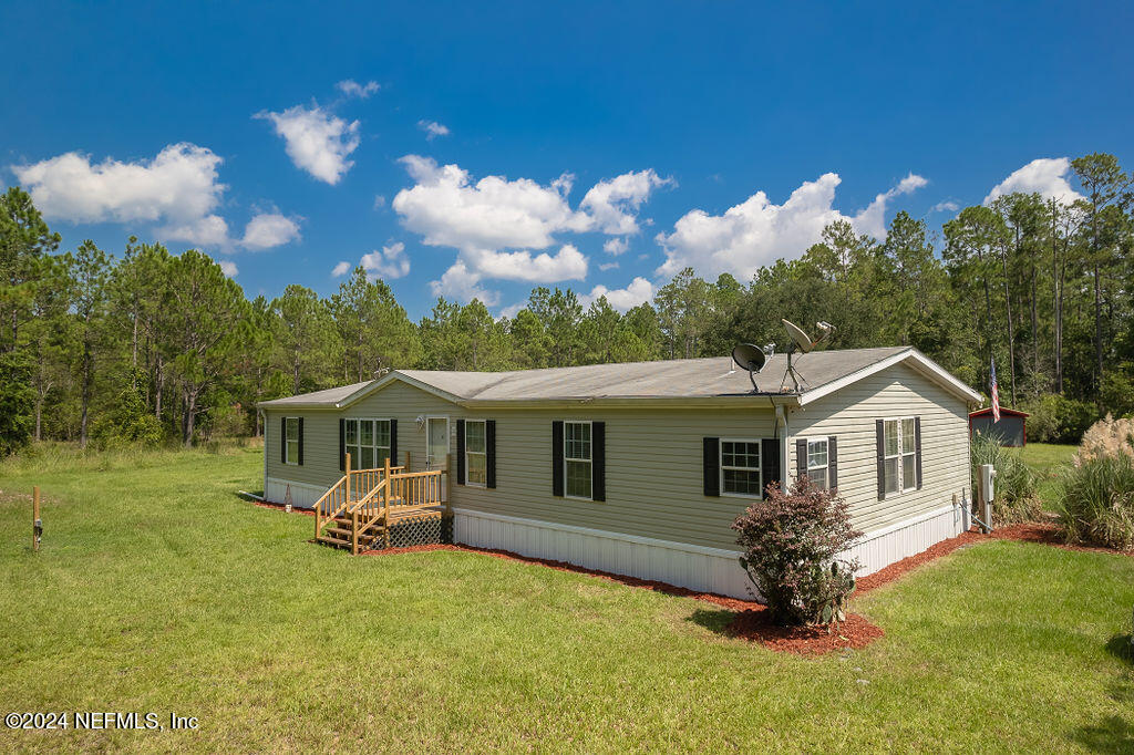 330 Millican Road Palatka, FL 32177 - Photo 5 of 41 330Milican-0090