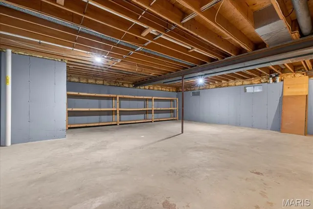 $420,000 | 1000 Timberlake Drive, Edwardsville, IL 62025