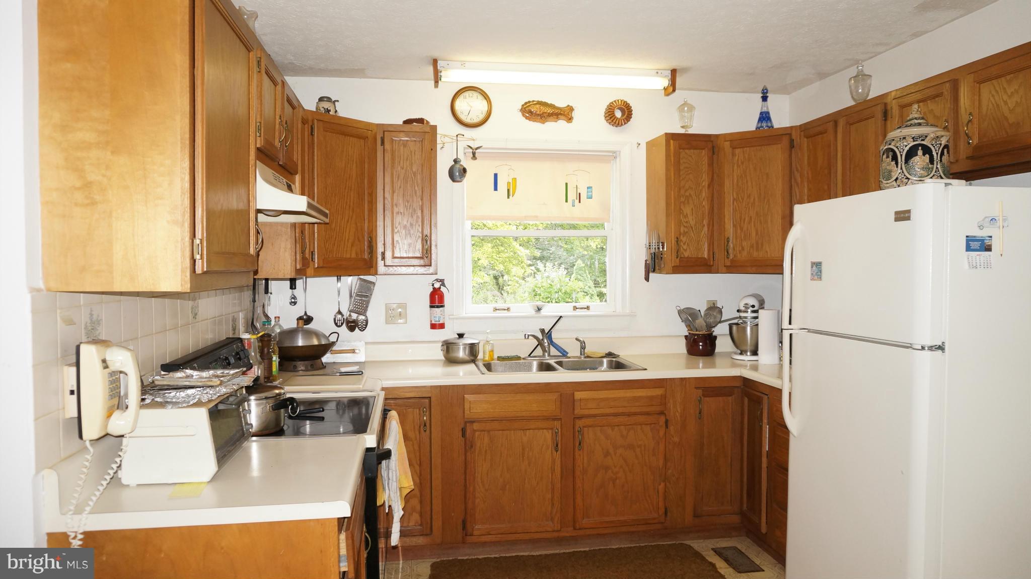 2381 Mountain Run Road Berkeley Springs, WV 25411 - Photo 11 of 23 Kitchen