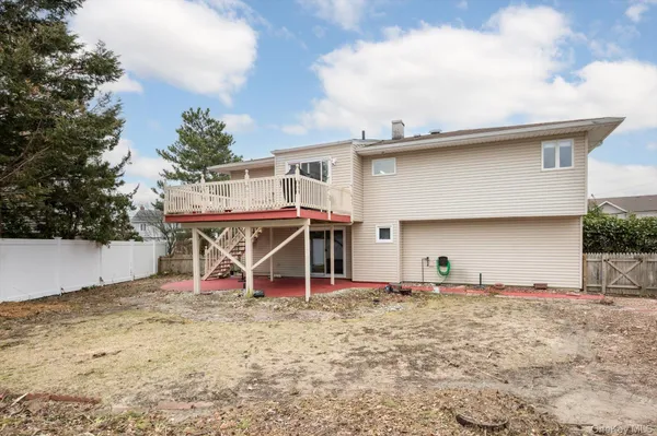 $1,100,000 | 2959 Clubhouse Road, Merrick, NY 11566