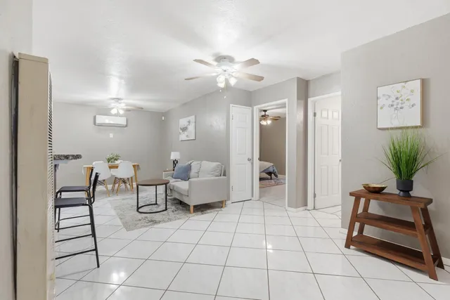 $300,000 | 411 Sierra Drive, Modesto, CA 95351