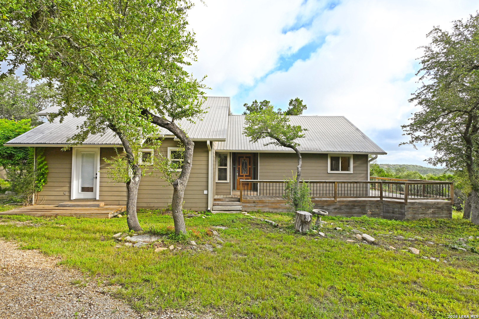 41 Sun Valley Drive Spring Branch, TX 78070 - Photo 2 of 42