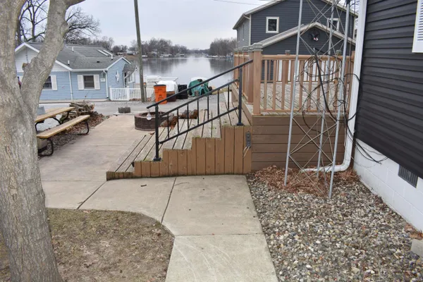 $309,900 | 3097 East Stahl Road, Monon, IN 47959