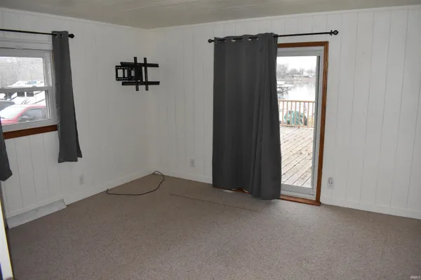 $309,900 | 3097 East Stahl Road, Monon, IN 47959