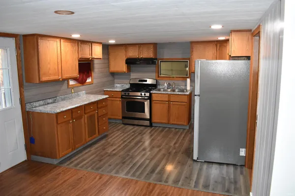 $309,900 | 3097 East Stahl Road, Monon, IN 47959