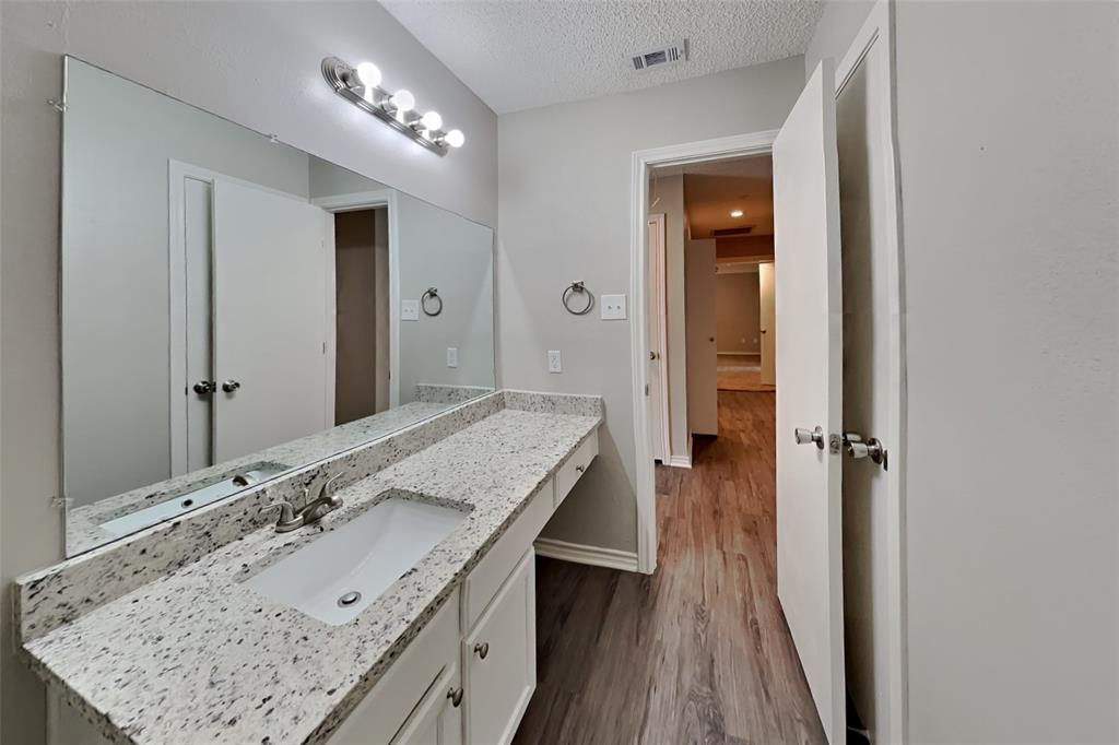 2211 Reverchon Drive Arlington, TX 76017 - Photo 16 of 19