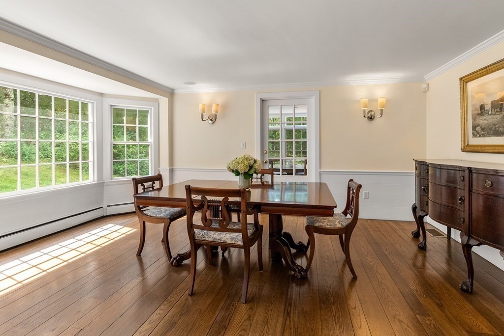 49 Round Hill Road Lincoln, MA 01773 - Photo 9 of 39 Gallery Image 9