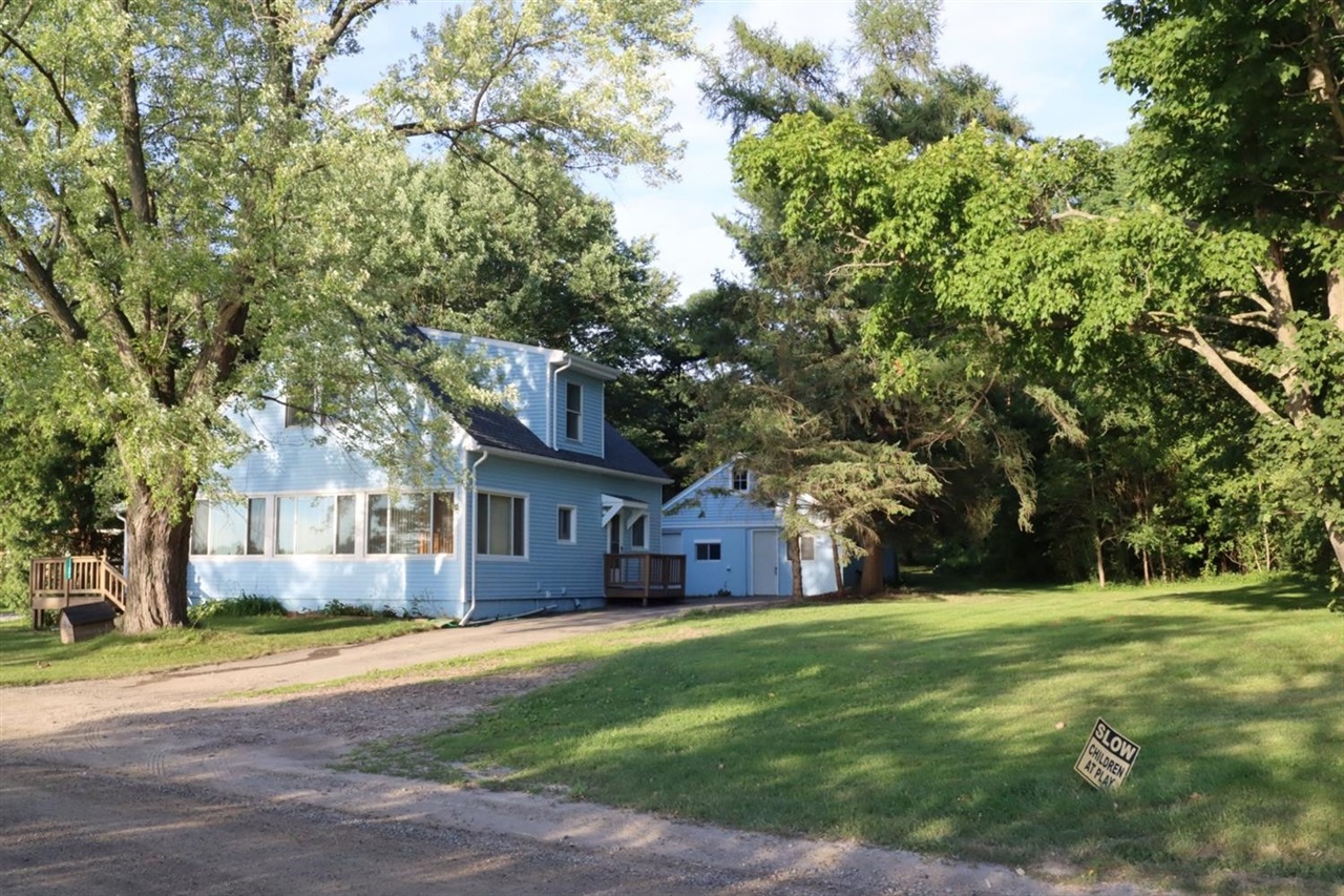 11493 Hall Road Whitmore Lake, MI 48189 - Photo 9 of 31 Gallery Image 9